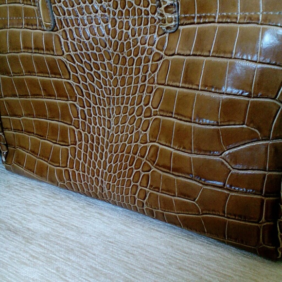 NWT FEDERICA BASSI Croc-Embossed Leather Handbag - Picture 4 of 8